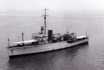 HMS Sharpshooter in Thames Estuary