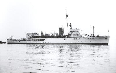 HMS Sharpshooter 1950 Halcyon Class survey ship