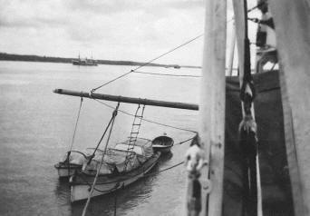 HMS Sharpshooter survey boats - Malaya