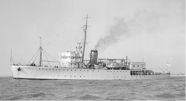 HMS Sharpshooter HMS Shackleton Halcyon Minesweeper as Survey Ship