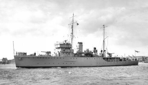 HMS Leda (Wright & Logan 10400) - Halcyon Class Minesweeper
