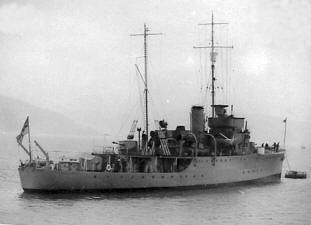 HMS Salamander - Halcyon Class Minesweeper