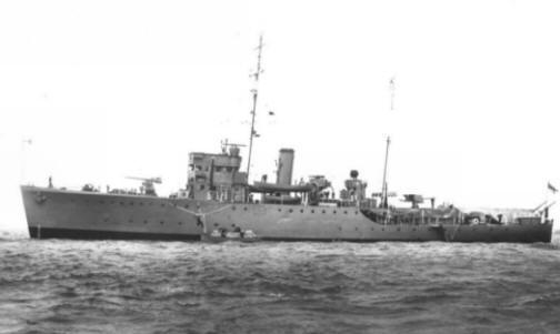 HMS Skipjack - Halcyon Class Minesweeper